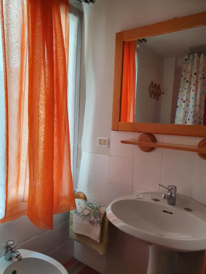 B&B Il Pettirosso Malonno Buitenkant foto