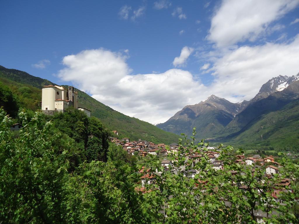 B&B Il Pettirosso Malonno Buitenkant foto